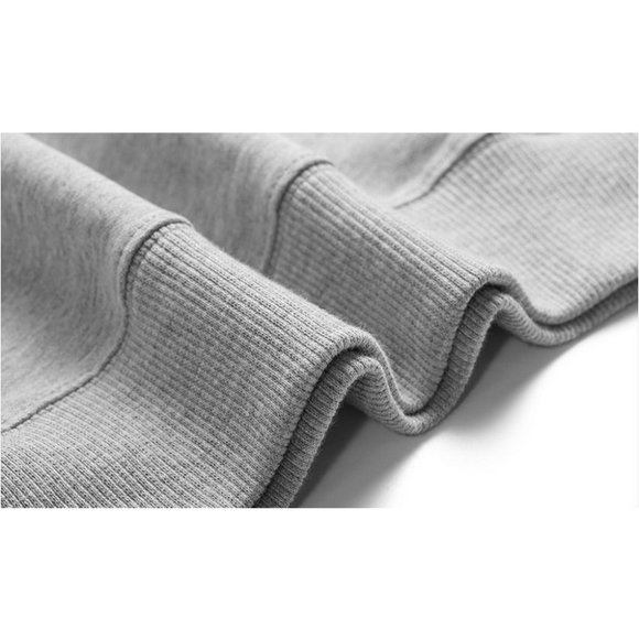 Autumn And Winter Warm Sweater, Wine Red Bottom And Multicolor Letter S - Picture 2 of 2